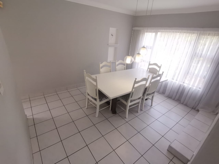4 Bedroom Property for Sale in Bonza Bay Eastern Cape